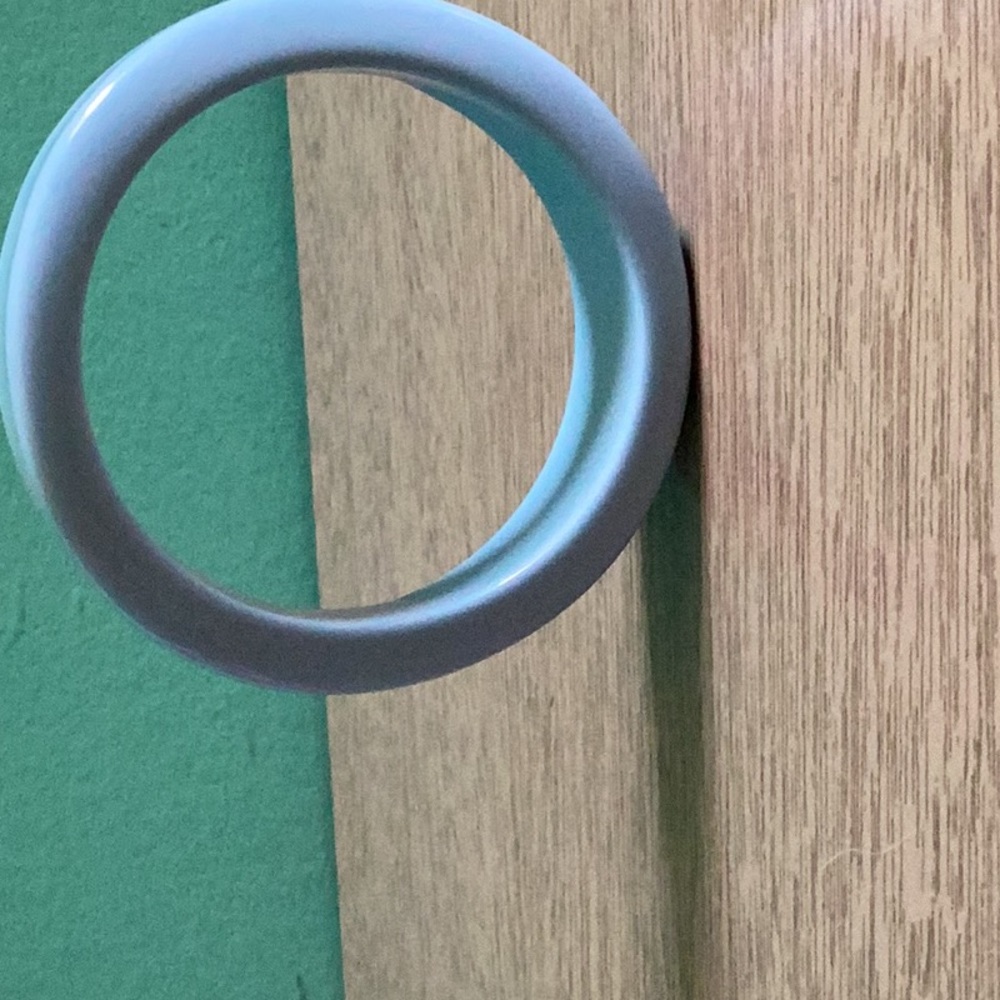 Vintage 80s Bangle Bracelet - Picture 4 of 6
